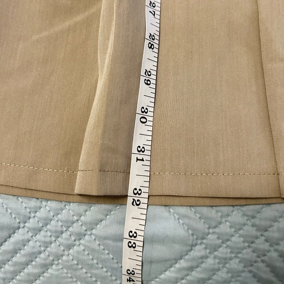 Tan A-line Skirt, Size Medium - Picture 4 of 7